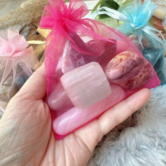1/2 lb Discounted Imperfect Misfit Crystal Tumbles Bag - Picture 5 of 5